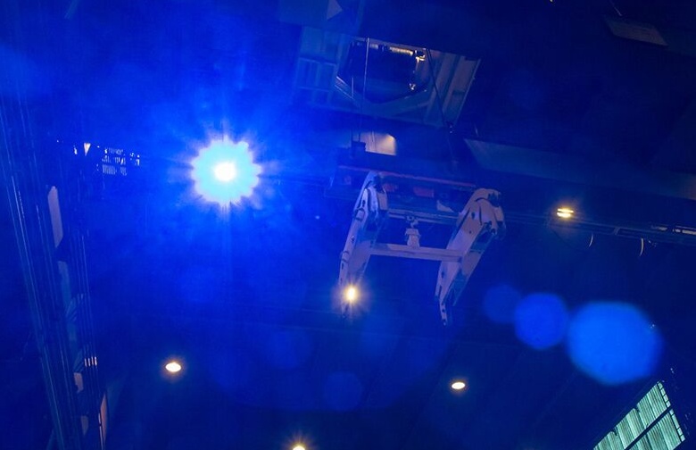 Overhead Crane LED Safety Warning Spotlight - Toptree