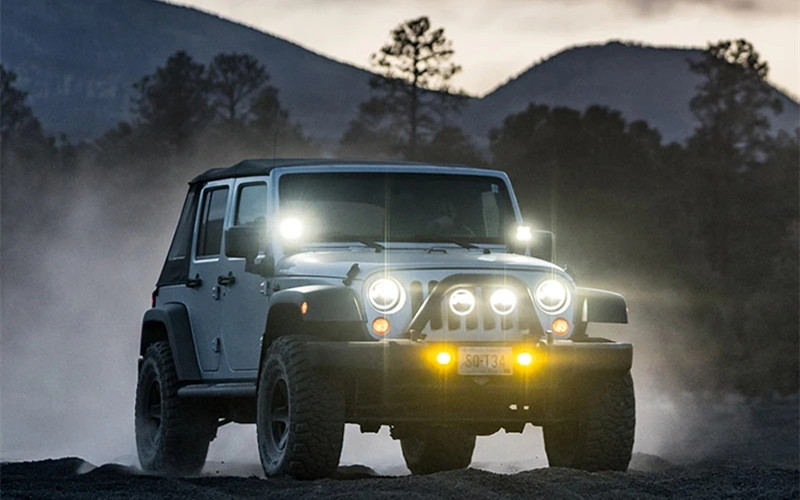 Jeep_800x800_e26369b0-fea8-4e22-9248-d301aff17e7e_900x.webp.jpg