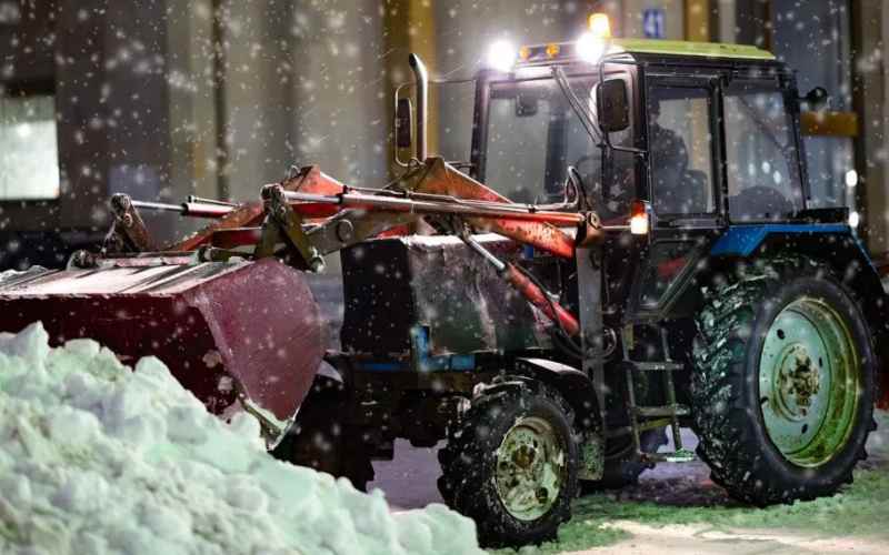 Heated Snow Plow Light