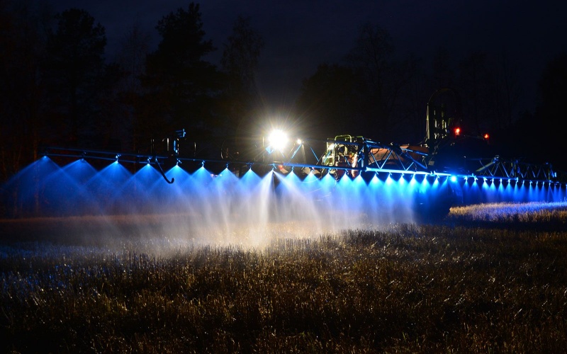 Blue LED Light for Sprayer Boom