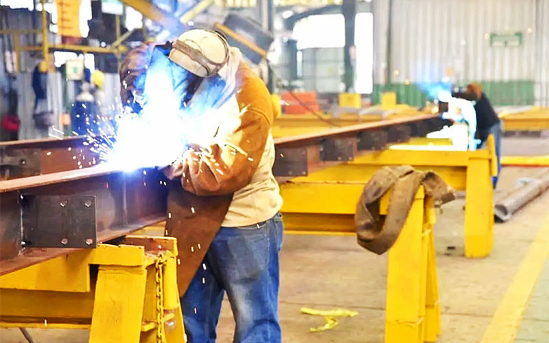 Why Use a Welding Apron?